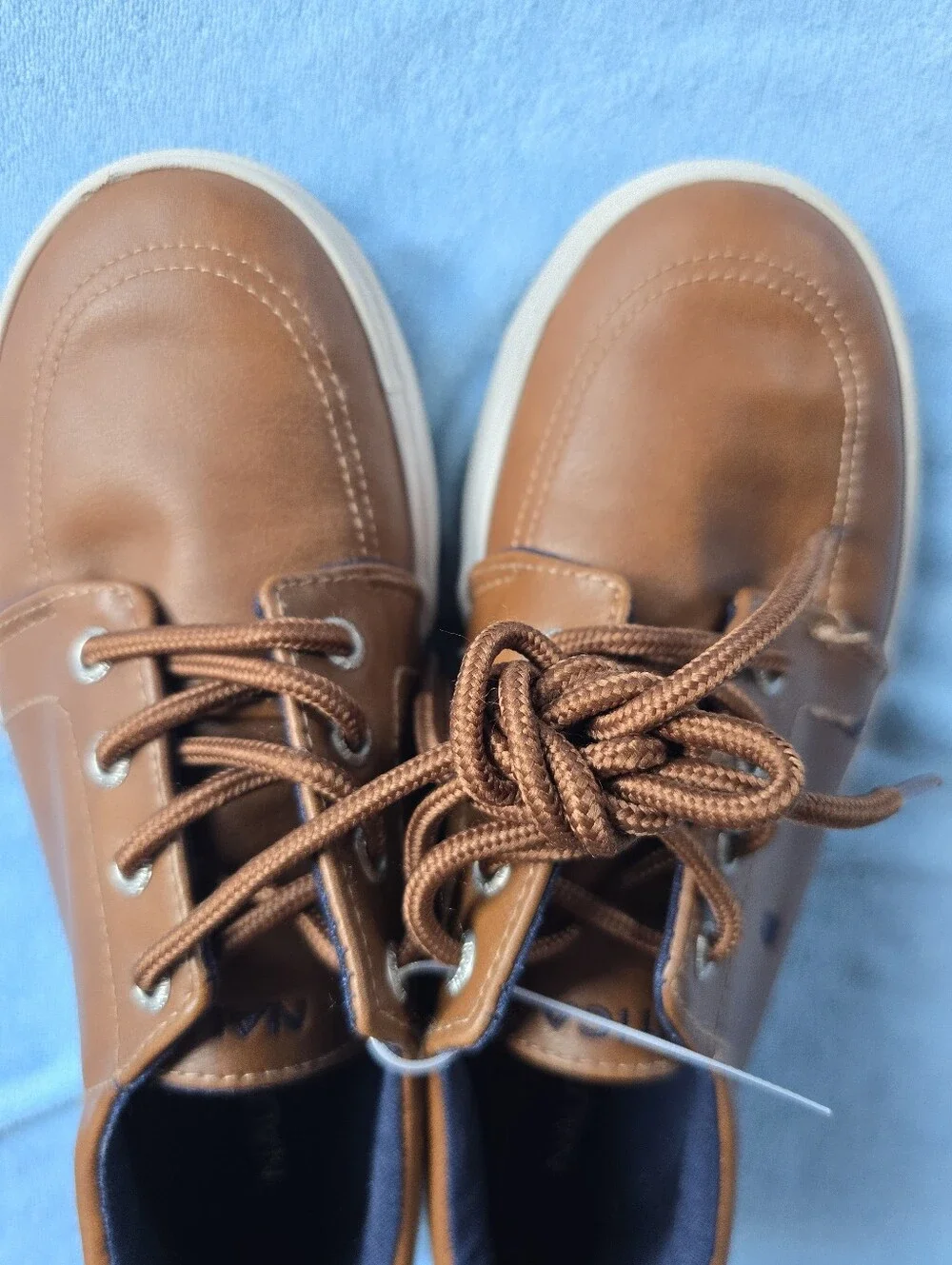 Nautica Men's Brown Leather Boat Shoes with White Sole Size 3 For Boy